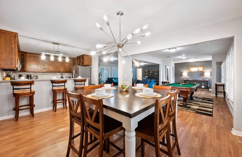Euless Casa | Euless Oasis: 3 bed/3.5 bath home near DFW Airport