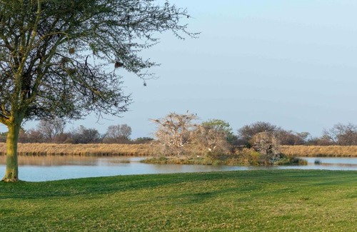 Mookgopong Casa | Euphoria Golfers letting House 405 Euphoria golf and life style estate