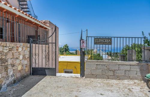 Zia Casa | Euphoria Village House