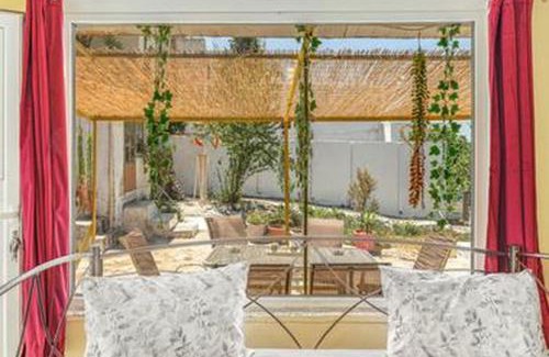 Zia Casa | Euphoria Village House