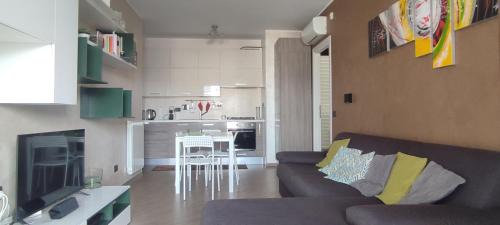 Centro Giano Apartamento | Eur Laurentina Luminoso fino a 5 ospiti