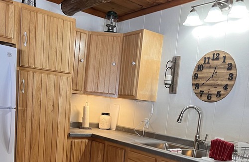 Mellen Cabina | Eureka Lake Log Cabin Retreat