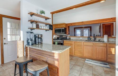 Eureka Springs Casa | Eureka Springs Home Rental with Panoramic Views!