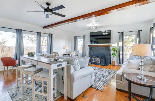 Eureka Springs Casa | Eureka Springs Home Rental with Panoramic Views!