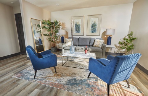 Temecula Hotel | Europa Village Wineries and Resort