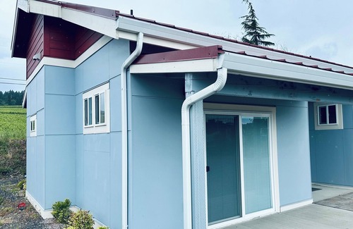Newberg Cabaña | European Style Cottage in Oregon's Willamette Valley Wine Country - Cottage #1