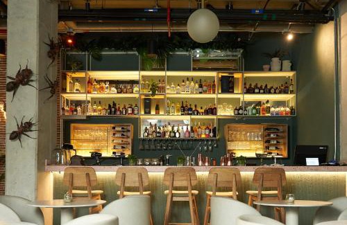 Laureles Hotel | Eutopiq Hotel