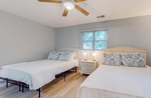 Sea Trail Casa | Ev's Escape, 201B