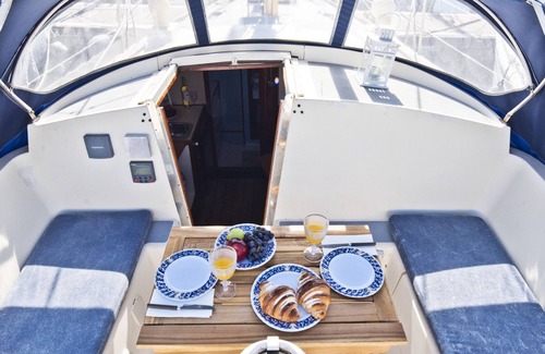Lapa Alquiler De Eote | Evamia River Boat (C104)