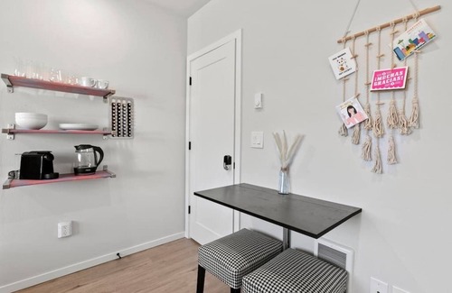 Whittier Heights Casa | Evan's sweet suite - Micro Studio - 91Walkscore