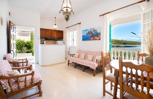 Agios Stefanos Apartamento | Evanna: 3-Bedroom Apartment in Agios Stefanos, Corfu - Sleeps 6