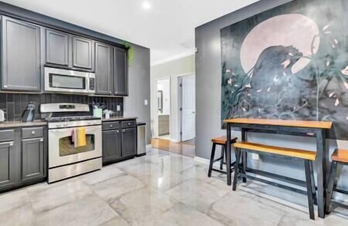 Peoplestown Casa | Eva’s House – Downtown ATL Getaway (12 Guests)
