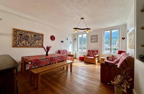 Barcelonnette Apartamento | Evasion Authentique - Centre ville - Jeux de société