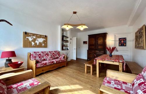 Barcelonnette Apartamento | Evasion Authentique - Centre ville - Jeux de société