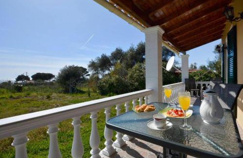 Agios Matthaios Casa | Evdokia's Beach House