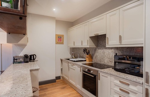 Weavers Apartamento | Evelyn | 3BR Luxury Garden Home | Brick Lane & Shoreditch