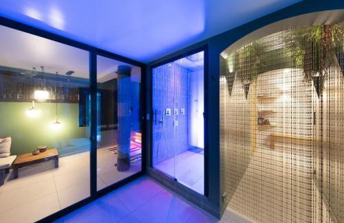 Coubron Casa | Evening Spa Package 9pm to Noon