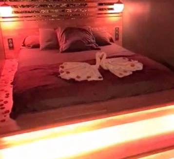 Coubron Casa | Evening Spa Package 9pm to Noon