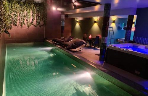Coubron Casa | Evening Spa Package 9pm to Noon