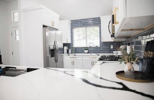 McKinney Casa | Event-Ready Family Getaway ~3BR Home+ Private Pool Close to Airport, DT, & F1