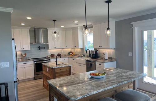The Point Casa | "The Pointe" en Emerald Isle, impresionantes vistas, piscina y jacuzzi