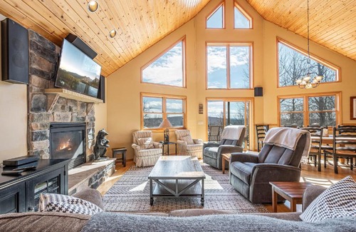 Swanton Casa | Eventide