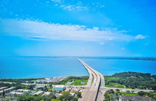 Clearwater Casa | EVENTS WATER VIEW ROOFTOP TERRACE RACECAR MANSION Clearwater