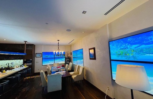 Clearwater Casa | EVENTS WATER VIEW ROOFTOP TERRACE RACECAR MANSION Clearwater
