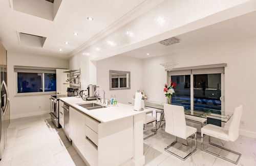Aventura Casa | Events Welcome 5b3b Home w Pool Hot Tub BBQ