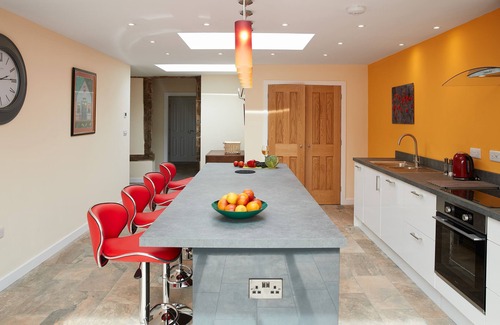 Eaton Mascott Cabaña | Evenwood Granary - a stunning barn conversion that sleeps 4 guests