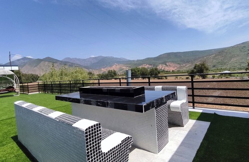 Uzbekistan Villa | Everest Guest House