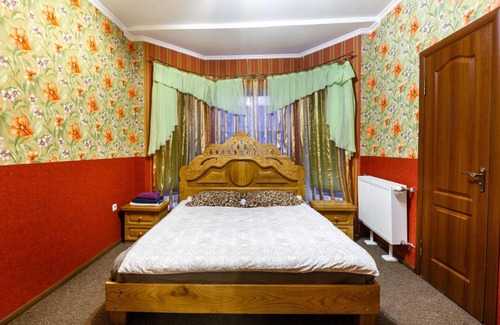 Kosuv Stary Hotel | Everest
