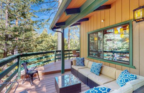 Idyllwild Casa | Everett Retreat
