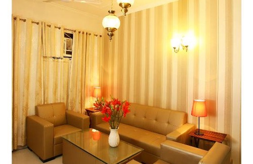 Vasant Kunj Apartamento | Evergreen 2BHK Service Apartment Vasant Kunj Fortis ILBS