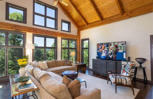 Blowing Rock Casa | Evergreen Cottage