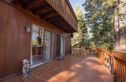 Meadow View Heights Cabina | Evergreen Escapes Cabin surrounded by Dixie National Forest