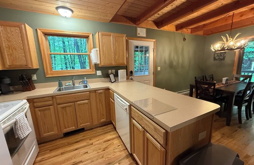 Lake Ariel Casa | Evergreen Escape at The Hideout