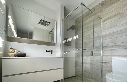 Cessnock Casa | Evergreen - Good Views All-round