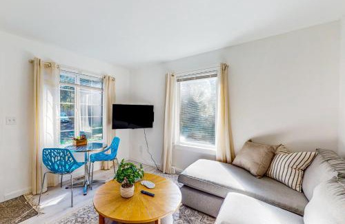 Federal Way Casa | Evergreen Hideaway