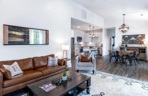 Blowing Rock Casa | Evergreen on Main