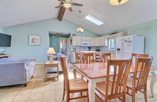 Sea Scape Casa | Everyone Needs Some Vitamin Sea