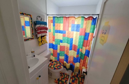 Cypress Gardens Casa | Everything is Awesome at this Lego Themed Pool House 4/2, 1 Mile From Legoland