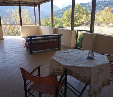 Lake Plastiras Casa | Evilion Traditional Inn