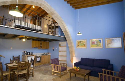 Psematismenos Apartamento | Evkarpos Country House