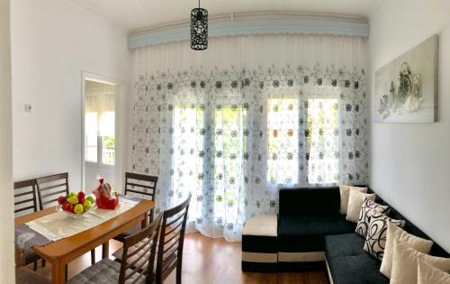 Kallirakhi Casa | Evmorfias House