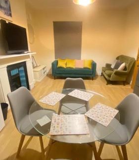 Gravesend Apartamento | Evo Green Gravesend 2 bed Apartment, 2 mins Station, Town Centre