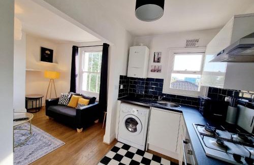 Mile End Apartamento | Evo View - 1 Bed Apartment - stunning views 3 mins walk Mile End Station