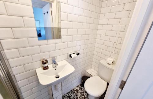 Mile End Apartamento | Evo View - 1 Bed Apartment - stunning views 3 mins walk Mile End Station