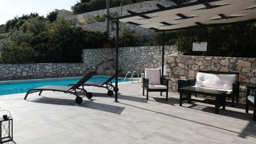 Evreti Apartamento | Evreti Villa with Stunning views, near Fiscardo