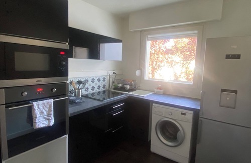 Les Aunettes Apartamento | Evry Moon. 70m2, 2 Chambres, Parking. RER à 10 min à Pieds